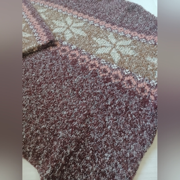 NWT Francesca's Women's Sweater Size Large - Picture 10 of 12